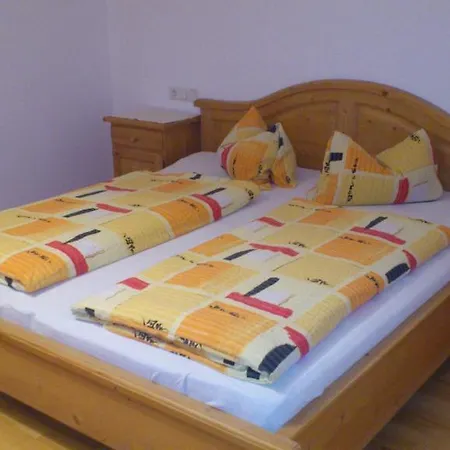 Kroell シュヴェンダウ